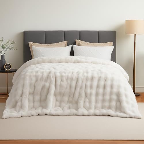 Amélie Home Faux Fur Throw Blanket for Bed, Ultra Soft Fuzzy Plush Bubble Blanket for Bedroom & Bed Decor, 90"x90", Cream White by Am%C3%A9lieHome
