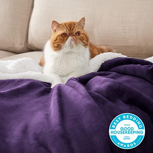 Bedsure GentleSoft Sherpa Fleece Blankets King Size for Bed, Non-Heated, Thick and Warm Throw Gifts for Women and Girls, Soft Fuzzy Plush King Blanket for Winter, Purple, 108x90 Inches - Image 2