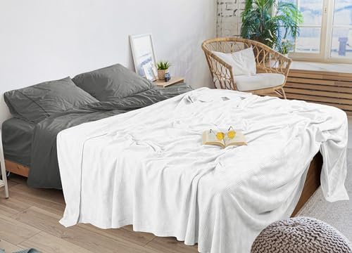 Utopia Bedding 100% Cotton Thermal Blanket White Queen, 90x90 Inches - Image 6