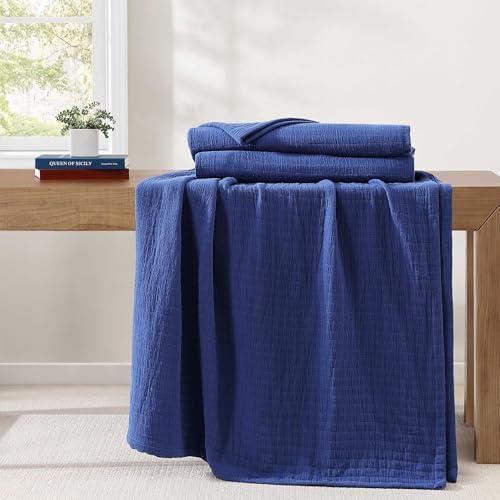 Tommy Hilfiger - Queen Cotton Blanket, Woven Channel Stitched Bedding, Medium Weight Soft Blanket, Anti-Pilling & Fade Resistant, Ideal for Layering, Oeko-TEX Certified (Blue) - Image 3