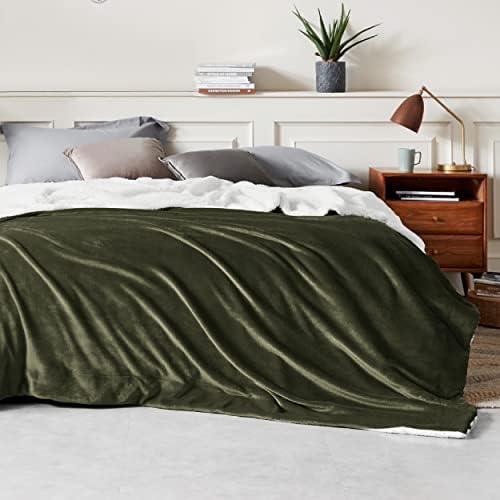Bedsure GentleSoft Sherpa Fleece Blanket Queen Size for Bed, Non-Heated, Thick and Warm Throw for Women and Men, Soft Fuzzy Plush Queen Blanket for Winter, Olive Green, 90x90 Inches - Image 3