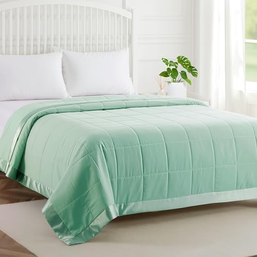 COMFLIVE Queen Down Alternative Blanket - Lightweight Satin Trim, Green by COMFLIVE