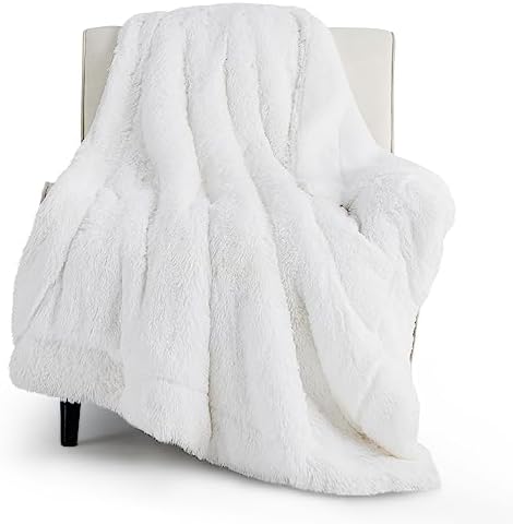 Bedsure Faux Fur Fluffy Fleece Sherpa Blanket Couch Throw White 50"x60" by Unknown