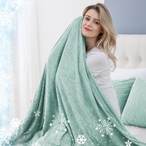 CHOSHOME Cooling Blanket for Hot Sleepers Lightweight Summer Cold Thin Blankets for Sleeping, Hot Flashes Night Sweats, Soft Blanket for Bed, Queen Size, Green by CHOSHOME