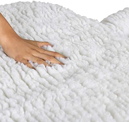 EarthLite Massage Table Fleece Pad – 1/2" Thick Woolly Fitted Fleece Pad - Image 3