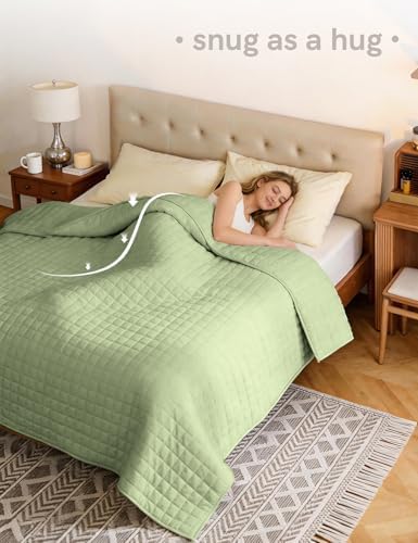 YnM Velvet Weighted Blanket, Ultra-Soft Heavy Bed Blankets, Heavy Weight Big Comforter, Oversized Bedspread & Home Decor Piece for All Season (Green, 90"x90" 30lbs, Full/Queen) - Image 3