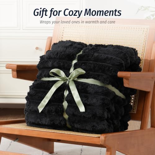 Fleece Weighted Blanket for Adults 80" x 87" 15lbs Soft Blankets, Black - Image 6
