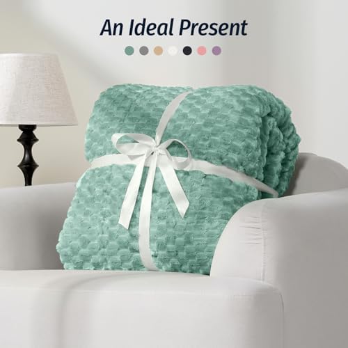Fleece Weighted Blanket for Adults 80" x 87" 15lbs Fuzzy Blankets, Green - Image 6