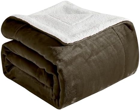 Elegant Comfort Ultra Soft Reversible Flannel Sherpa Blanket - Cozy Silky Fleece Throw for Couch, Bed - Plush Fuzzy Warm Winter Blanket for Gift, Queen, Brown by ELEGANTCOMFORT