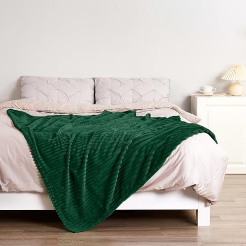 Bnuitland Dark Green Flannel Throw (50X71 inches),300GSM Super Soft Fleece Stripe Pattern Sofa Blanket, Lightweight Cozy Bed Throw for Home Decor All Season - Image 4