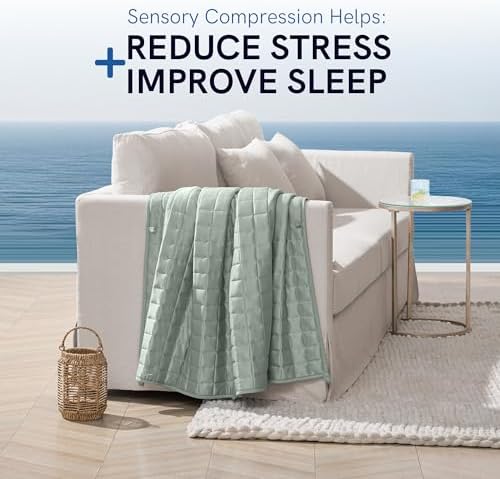YnM Cooling Weighted Blanket for Adults, 30lbs Heavy Bed Throw Comforter with 100% PE Fabric, Ideal for Hot Sleepers or Summer Days(88x104 Inches for Queen/King Bed, 30 Pounds, Green) - Image 2