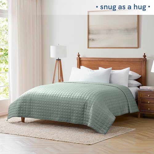 YnM Cooling Weighted Blanket for Adults, 40lbs Heavy Bed Throw Comforter with 100% PE Fabric, Ideal for Hot Sleepers or Summer Days(88x104 Inches for Queen/King Bed, 40 Pounds, Green) - Image 4