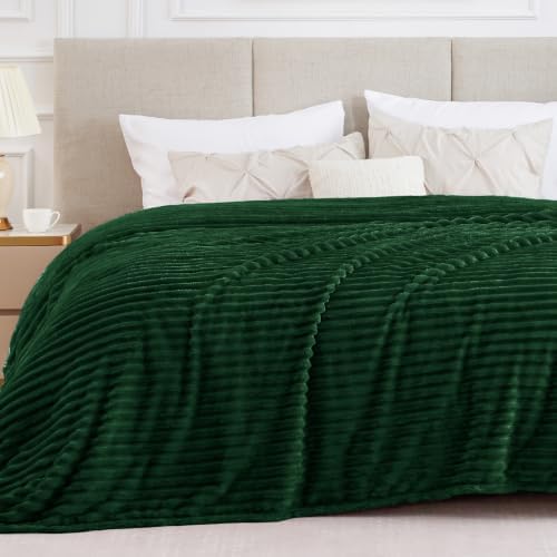 BEDELITE Ribbed Full Size Blanket for Bed, Forest Green, 84"x90" - Image 2