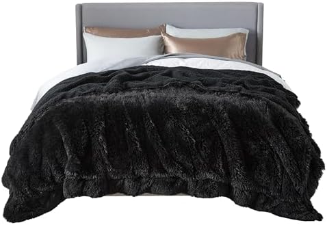 Bedsure Faux Fur Fluffy Sherpa Fleece Queen Bed Blanket Black 60"x80" by Unknown