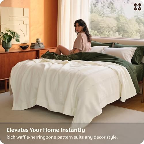 Bedsure PureWoven 100% Organic Cotton Waffle Luxury Blanket, King, White - Image 5