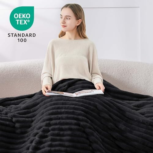 BEDELITE Ribbed Fleece Throw Blanket for Couch, Black, 50"x70" - Image 3