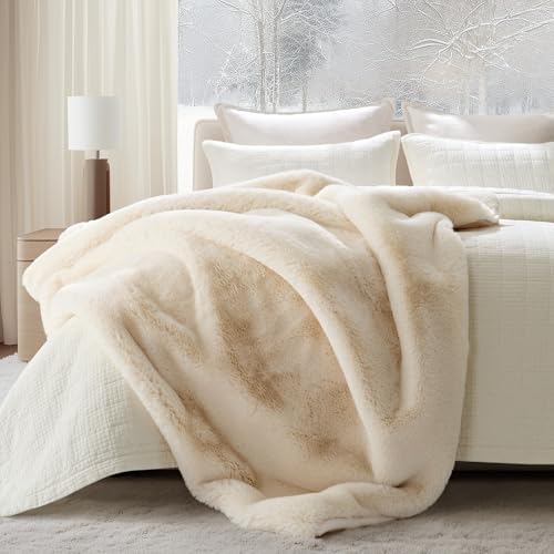 EVERGRACEHOME Faux Chinchilla Fur Throw Blanket, 50"x60", Arctic White - Image 2