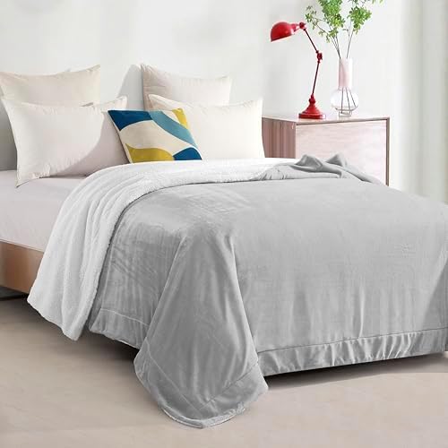 Elegant Comfort Ultra Soft Reversible Flannel Sherpa Blanket - Cozy Silky Fleece Throw for Couch, Bed - Plush Fuzzy Warm Winter Blanket for Gift, Twin XL, Silver Grey - Image 3