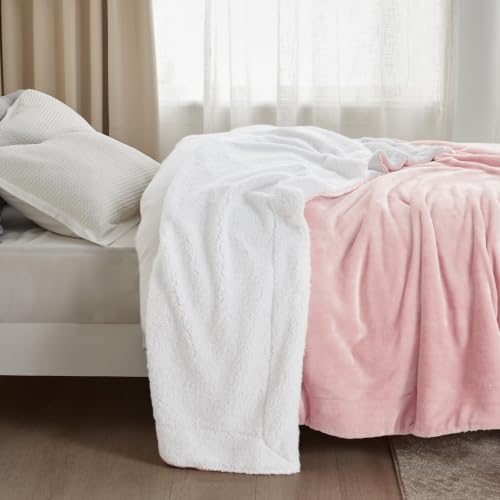 Bedsure GentleSoft Sherpa Fleece Blankets King Size for Bed, Non-Heated, Thick and Warm Throw for Women and Girls, Soft Fuzzy Plush King Blanket for Spring, Room Home Decor, Pink, 108x90 Inches - Image 4