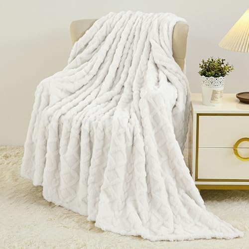 Aganear Fleece Throw Blanket for Bed Couch 90"x108" White - Image 3