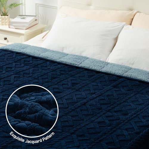Wemore Soft Weighted Blankets for Adults Queen 60" x 80" 15 lbs Navy Blue - Image 5