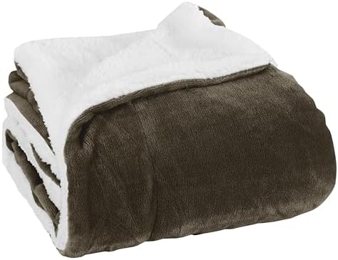 Elegant Comfort Luxury Ultra-Plush Velvet Touch Fleece Throw Soft, Warm, Cozy| Micromink Sherpa-Backing Reversible Blanket for Bed, Sofa and Couch, Solid Brown by ELEGANTCOMFORT