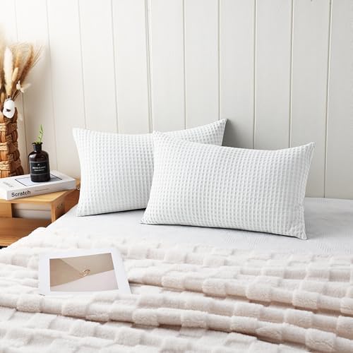 100% Egyptian Cotton 600 TC Waffle Weave Lumbar Pillow Covers 2 Pack - Image 2