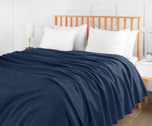 Utopia Bedding 100% Cotton Thermal Blanket Navy King, 90x108 Inches - Image 5