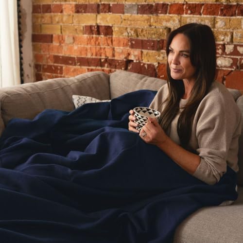 Arcturus Tahoe Wool Bed Blanket | Soft, Breathable Wool Blanket for Year-Round Comfort - Queen Size (90"x 96") | Thick, Washable & Warm (Navy Blue) - Image 4