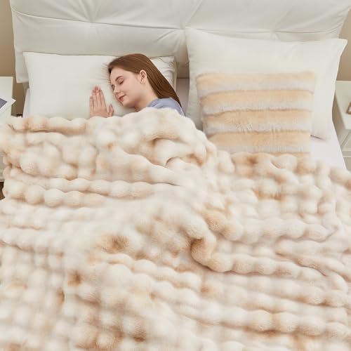 Anysay Faux Fur Throw Blanket,1000GSM Fluffy Soft Bubble Blanket 90''*104'' - Image 3