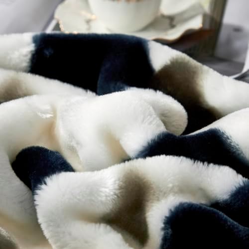 LGYKUMEG 6.6Lb Korean Mink Blanket Full Size 71×87 inch,2 Ply Mink Blanket for Sofas and Beds on Cold Nights (180×220cm3kg). - Image 4