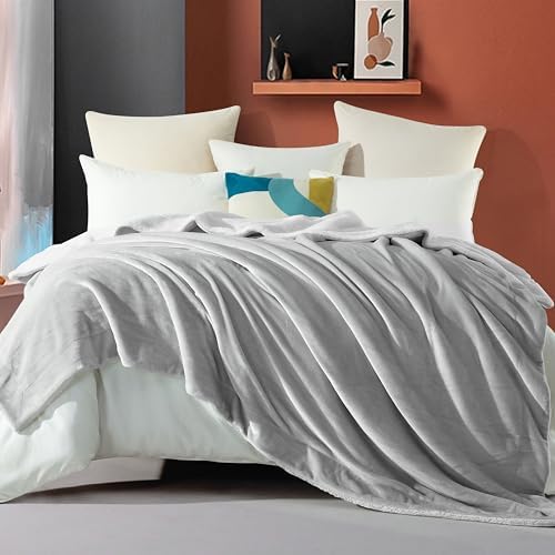 Elegant Comfort Ultra Soft Reversible Flannel Sherpa Blanket - Cozy Silky Fleece Throw for Couch, Bed - Plush Fuzzy Warm Winter Blanket for Gift, Twin XL, Silver Grey - Image 2