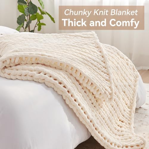 Negwoo Chunky Knit Throw Blanket, Knitted Throw Chenille Yarn, 40"*50" - Image 4