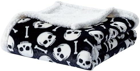 Elegant Comfort Luxury Halloween Sherpa Throw Blanket Ultra-Soft Cozy Velvet Fall Fleece Throw - Micromink Sherpa-Cute Birthday Gift for Boys Kids, Sherpa Reversible Blanket- Skulls and Bones by ELEGANTCOMFORT