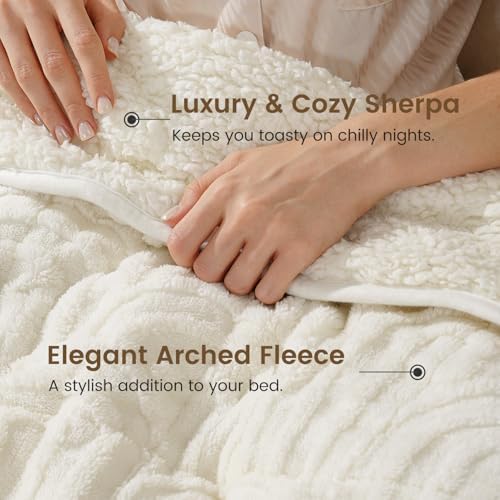 Sherpa Fleece Weighted Blanket for Adults, Dual Sided Soft, 60"x80" 15lbs - Image 3