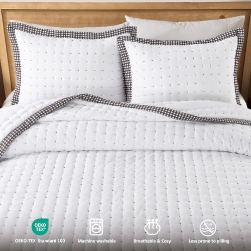 WDCOZY White Oversized King Quilt Set, California Cal King Rustic Bedspread, Lightweight Soft Farmhouse Coverlet, Spring Summer Thin Comforter, 3 Pieces, 2 Pillow Shams, 116x106 inches - Image 3