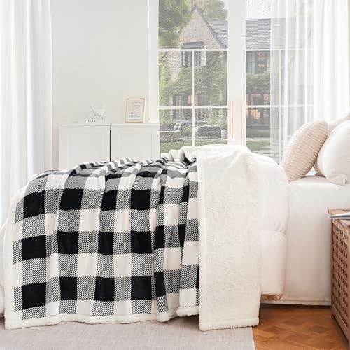 PU MEI Sherpa Fleece Throw Blanket 60" x 80" Reversible Plush Fluffy Large Big Blanket Lattice Flannel Blankets for All Season Use, Black and White - Image 7