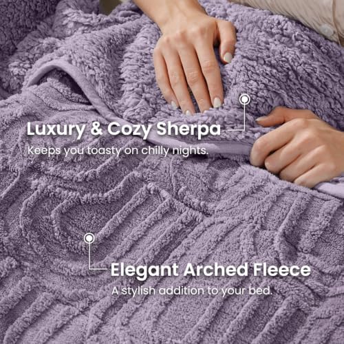 Sherpa Fleece Weighted Blanket for Adults, Dual Sided Soft, 60"x80" 15lbs - Image 3