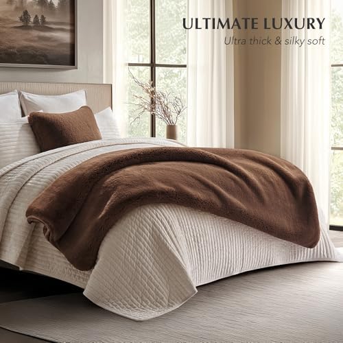 EVERGRACEHOME Faux Chinchilla Fur Throw Blanket, 60"x80", Chestnut Mink - Image 4