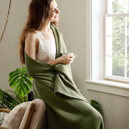 Bedsure 100% Cotton Blanket, Herringbone Weave, Twin-XL, Olive Green - Image 4