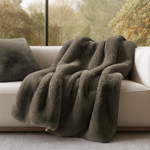 EVERGRACEHOME Faux Chinchilla Fur Throw Blanket, 50"x60", Smoky Sable - Image 5