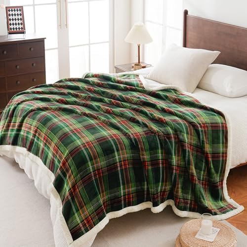 PU MEI Sherpa Fleece Throw Blanket 80" x 90" Reversible Plush Fluffy Large Big Blanket Lattice Flannel Blankets for All Season Use, Chrismas Green - Image 2