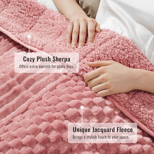 Uttermara Weighted Blankets for Adults, King Size 15lbs 80x87 Inches - Image 2