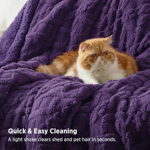 Bedsure Sherpa Fleece Blanket, Cable Jacquard Tufted, Warm, Purple, Twin - Image 4