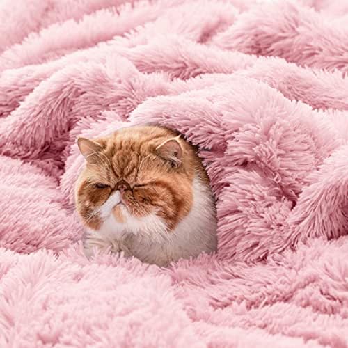 Bedsure Faux Fur Fluffy Sherpa Fleece King Bed Blanket Pink 108"x90" - Image 4