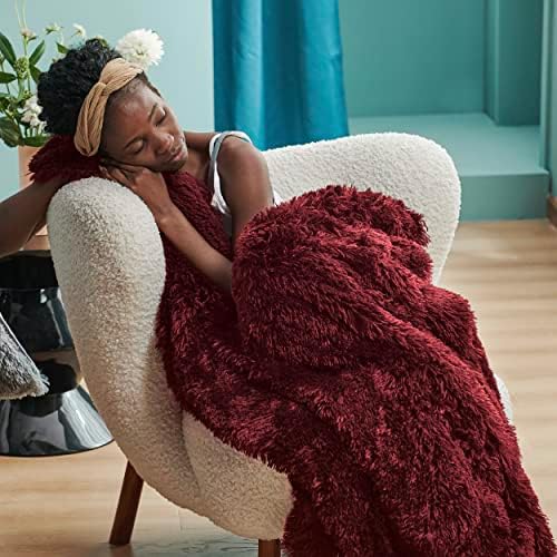 Bedsure Faux Fur Fluffy Sherpa Fleece King Bed Blanket Red 108"x90" - Image 2