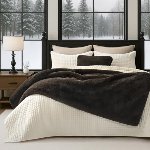 EVERGRACEHOME Faux Chinchilla Fur Throw Blanket, 50"x60", Espresso Mink - Image 2