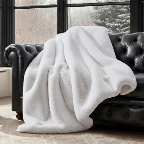 EVERGRACEHOME Faux Chinchilla Fur Throw Blanket, 60"x80", Snow Mink by EVERGRACE