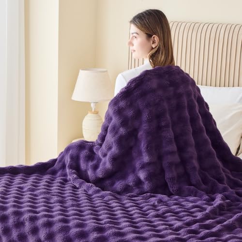 NEWCOSPLAY 3D Bubble Flannel Throw Blanket for Couch Purple, 50"×60" - Image 4