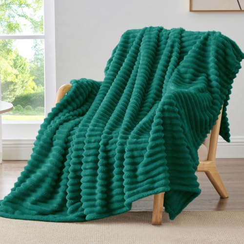 BEDELITE Ribbed Fleece Throw Blanket for Couch, Emerald Green, 50"x60" by BEDELITE
